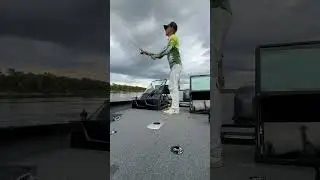 Вывез батю на рыбалку 💪
