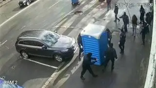 Как Гена и охранники фирмы "ЗЕВС" туалет воровали