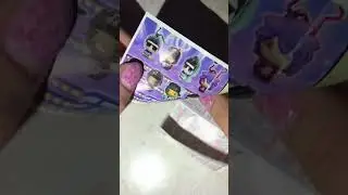 Unpacking Kinder Joy 