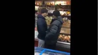Сходил в магазин и попал на быдло Вырубил с одного удара сзади