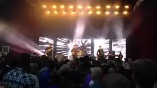 Kim Larsen - Her står jeg
