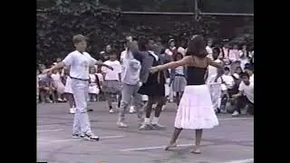 WEST SIDE STORY PERFORMED BY 4TH-GRADERS