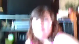 amandine fait de la guitare
