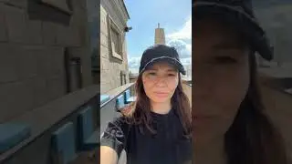 Уверенным шагом иду любоваться столицей с высоты 43 этажа. Москва ты прекрасна 🇷🇺