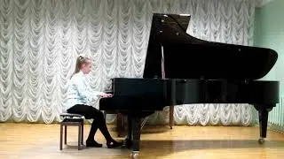 Диана  Шкляр, 6 класс ДМШ 13 им. Глинки