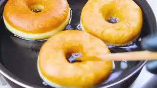 Soft and fluffy homemade donut recipe! Fluffy Glazed Donuts!!