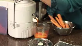 The Best Way to Make Carrot Juice