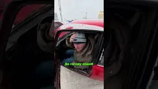 Grandpa decided to show off his drifting skills in a Zhiguli.