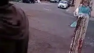 Típico vato cantando :v