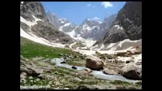 Eliyê Xwarzî Denbêjê Radyoya Erîvanê