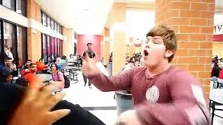 White Boy Embarrasses Hood Kid In A Rap Battle (FULL TIK TOK VIDEO) 😲