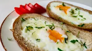 Quick breakfast with eggs and cheese