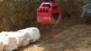 Midi pelle TAKEUCHI TB285 + pince d'enrochement Martin