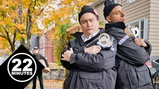 Canada Post has to defend their turf | 22 Minutes