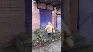 Как по мнению мамы я каждый день иду в школу