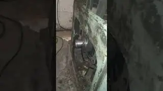 Впихнуть не впихуемое.