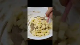 Оладьи на кефире с яблоками из ржаной муки 
