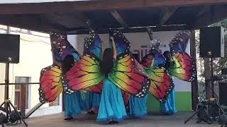 Праздник танца во внутреннем дворике Института Искусств / Фестиваль игр 