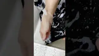 Отмываем противень.