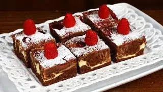 Negresă cu cheesecake și zmeură