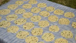 बिना मशीन के बनाये आलू का पापड़ जिसे सालभर स्टोर करके रख सकते है | Holi Special Aloo Papad