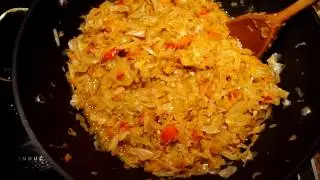 Тушеная капуста с овощами