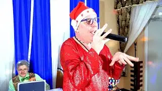 ТАНЦУЯ ПАДАЕТ СНЕГ - Новогодняя 2022 - Валерий Палаускас