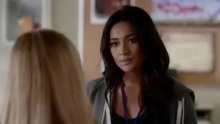 Pretty Little Liars Emily and Alison/ Sad Song