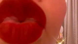 ASMR- Fast and slow red lip kisses for tingles and sleep ❤️