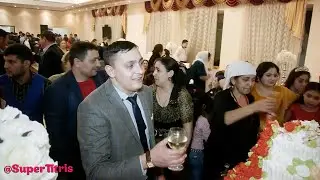 Цыгане. Свадьба. Молодожены угощают гостей свадебным тортом. Серёжа и Алёна, ч.28