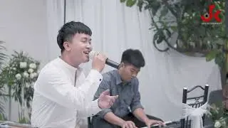 ဘoမီးအိမ်  covered by Fred at JK Ginpi & Zom Nu Wedding