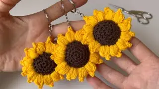 Kolay Tığ işi Ayçiçeği Anahtarlık Yapımı 🌻 Crochet Sunflower Keychain / Anahtarlık Örgü Modelleri