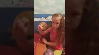 Чемодан Лол