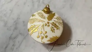 Christmas ornament tray bake