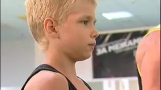 Тренировка в зале федерации бодибилдинга / Training in the hall of the bodybuilding federation
