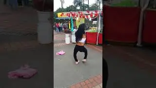 Janeth bailando