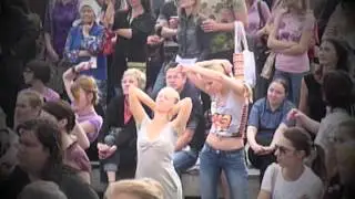 dEUS on tour Official Vodcast  #07 - Russia