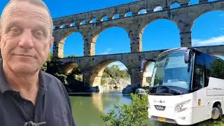 MET DE TOURINGCAR EEN REIS LANGS DE RHÔNE EN EEN BEZOEK AAN AVIGNON, ARLES EN DE PONT DU GARD !