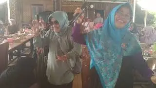 Temu Bareng Alumni SMP Rembang 1977 di Cave Prima Raos Resto Purbalingga.14-1-2024.