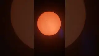 Giant Sunspot directed at Earth 🌎,  Geomagnetic Storm over the Weekend?!