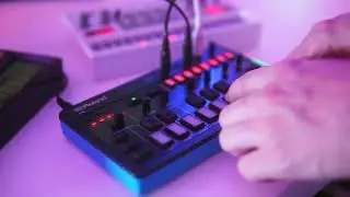 Roland J-6 Synthwave Jam with Volca Sample (Roland Aira Compact)