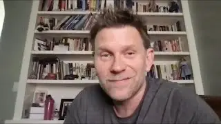 Is Santa Claus a Capitalist? Mark Pellegrino Advent Calendar Day 6.