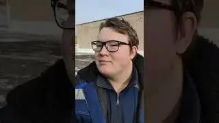 Студент на практике в сельхозпредприятии