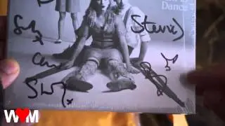 Unboxing Belle & Sebastian Autographed Girls in Peacetime Want to Dance CD
