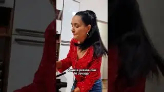 Aquela pessoa que lê devagar