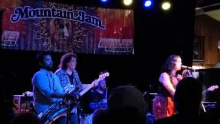 Alecia Chakour Band - Stranger In A Strange Land