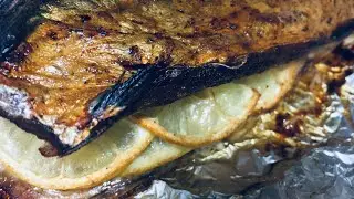 Запечённая скумбрия с лимоном - шикарное блюдо