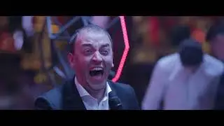 Ведущий Евгений Денисов