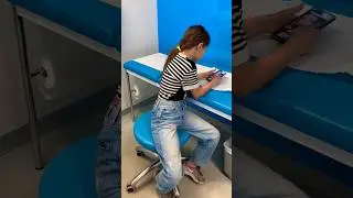 Как скрытая камеры засняла девочку на приему у врача 