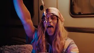 DYNAMITE - HOY SE SALE